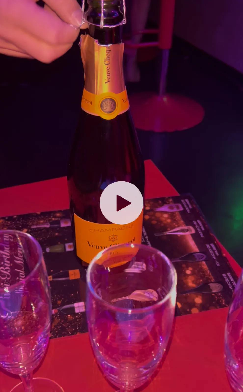 新潟のM男から遠隔シャンパンいただきました。